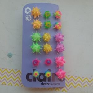 Claire puffball earings